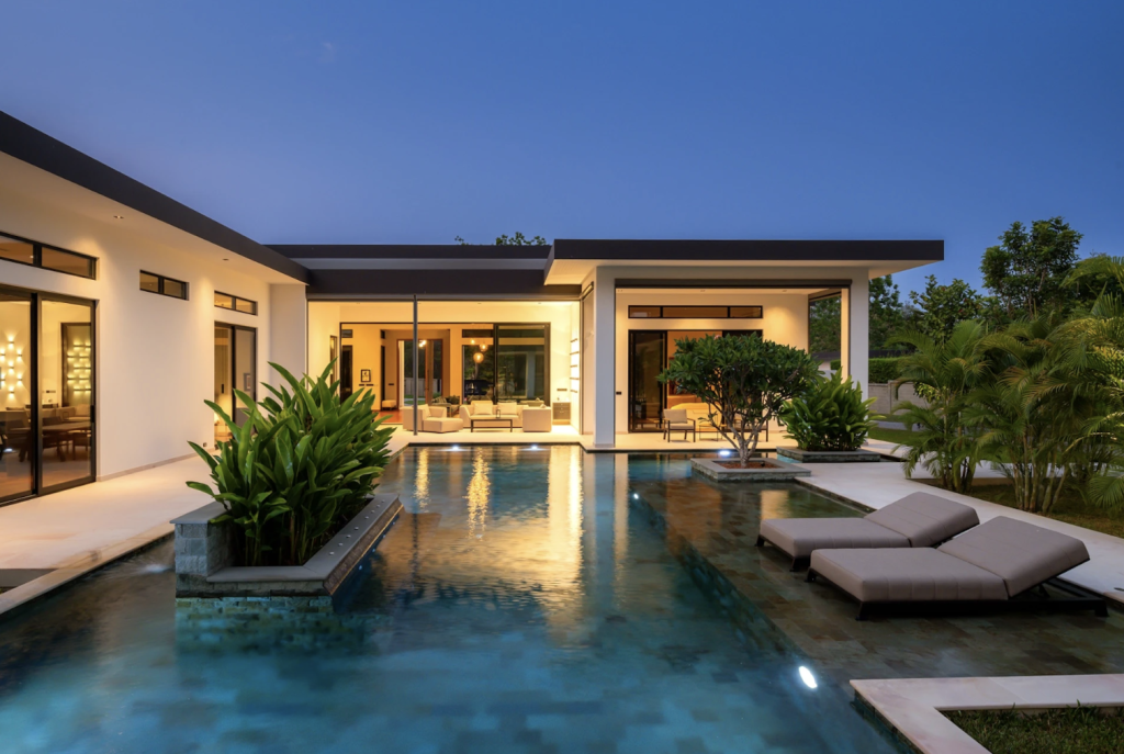 At Springfield golf course – Luxury Meets Serenity at Baan Rom Yen - Cha-Am - photo 5