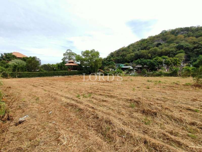 MOUNTAIN VIEW HOME BUILDING PLOT WITH SEA VIEWS FROM 2ND FLOOR NEAR CENTER - Hua Hin, Thailand