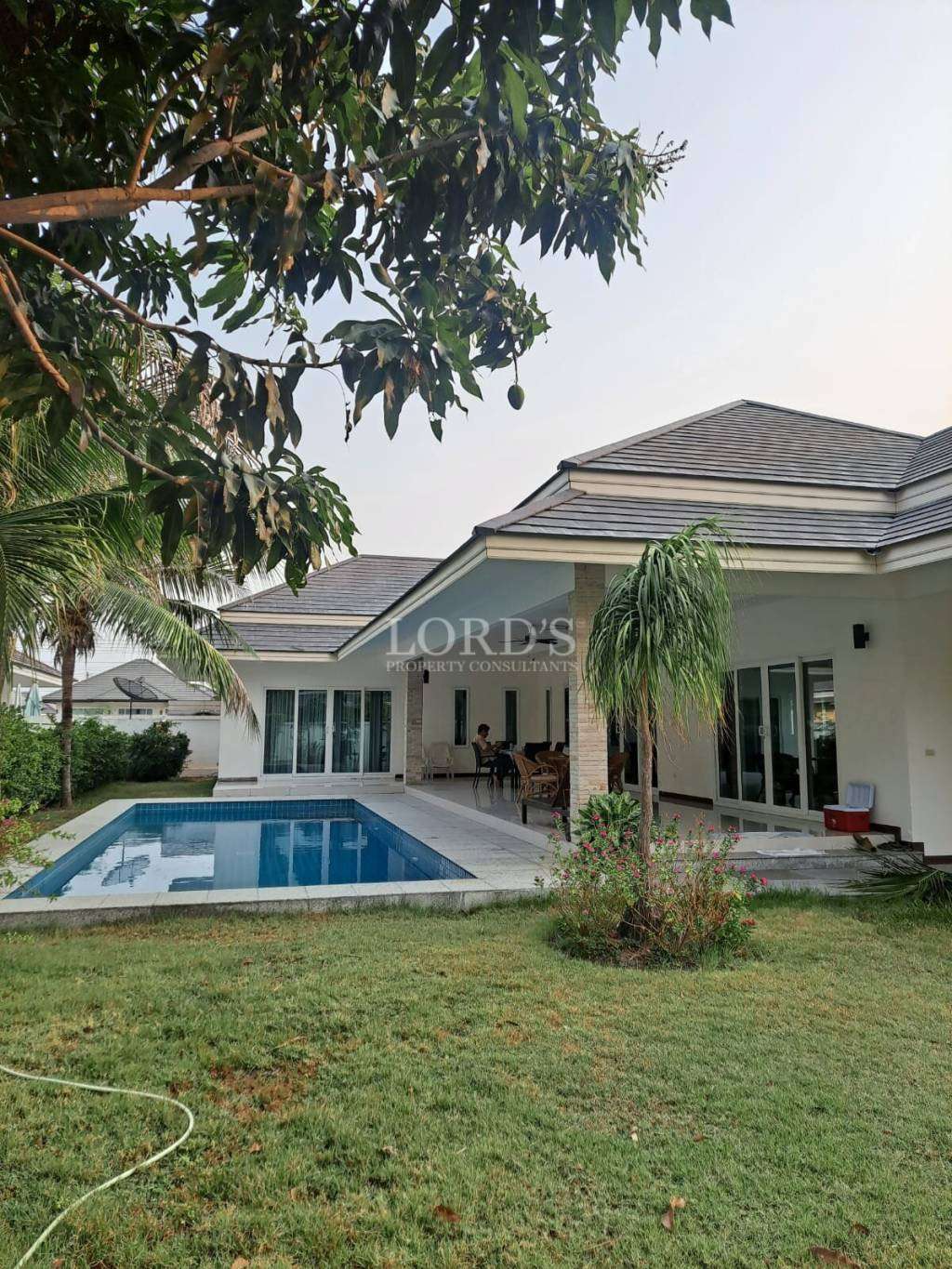 Palm Villen: Tolle 3-Schlafzimmer-Pool-Villen in der Nähe des Golfplatzes zu vermieten