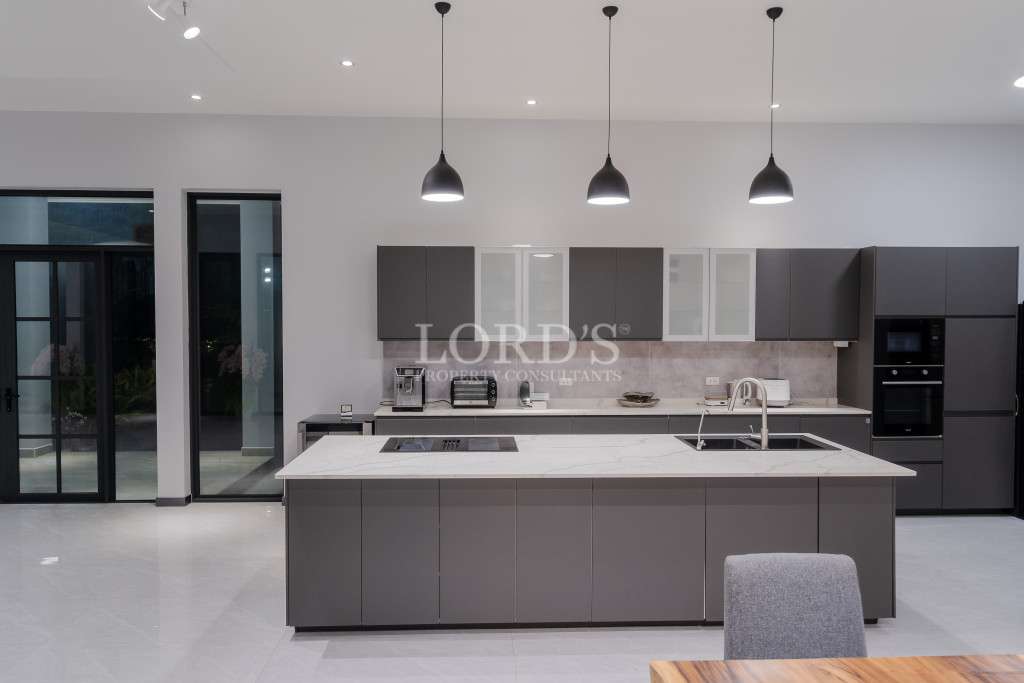 Prestige And Luxury Modern Pool Villa At Palm Hills Golf Course For Sale - Cha-Am - photo 5