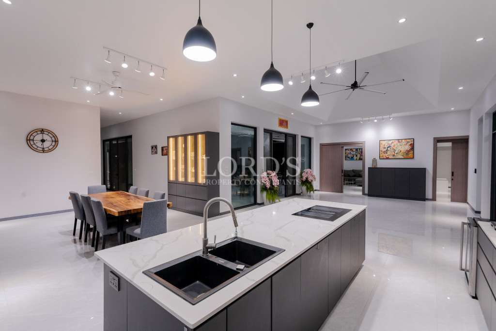 Prestige And Luxury Modern Pool Villa At Palm Hills Golf Course For Sale - Cha-Am - photo 3
