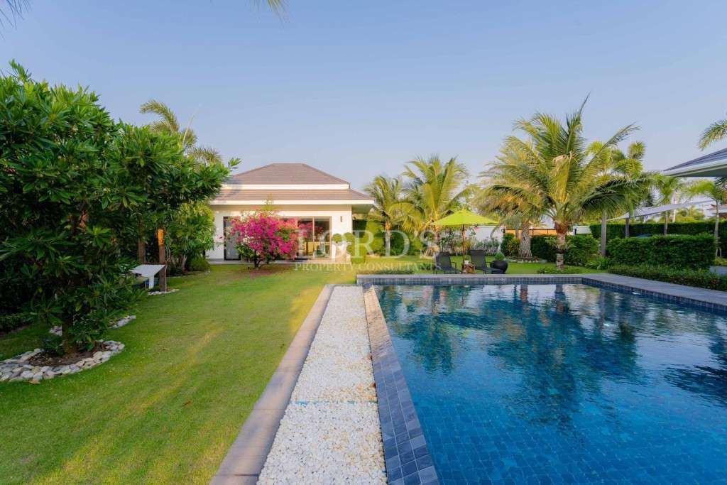 Near Palm Hills Golf – Luxury 4 Bedrooms Pool Villa The Clouds for sale - Cha-Am - photo 11