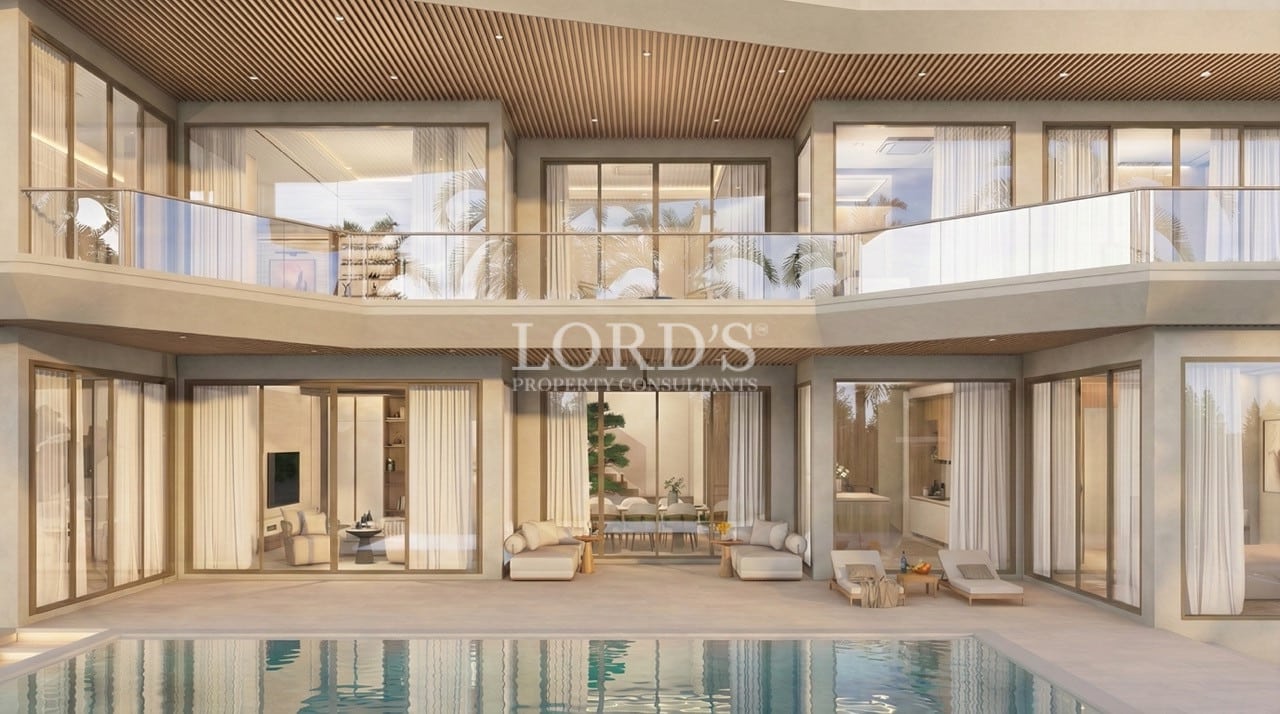 Luxury villa with courtyard swimming pool