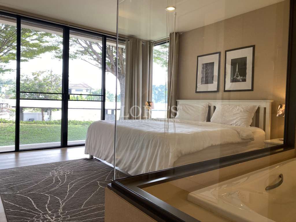 A dream for every golfer – ground floor condo directly on the golf course for sale!!!