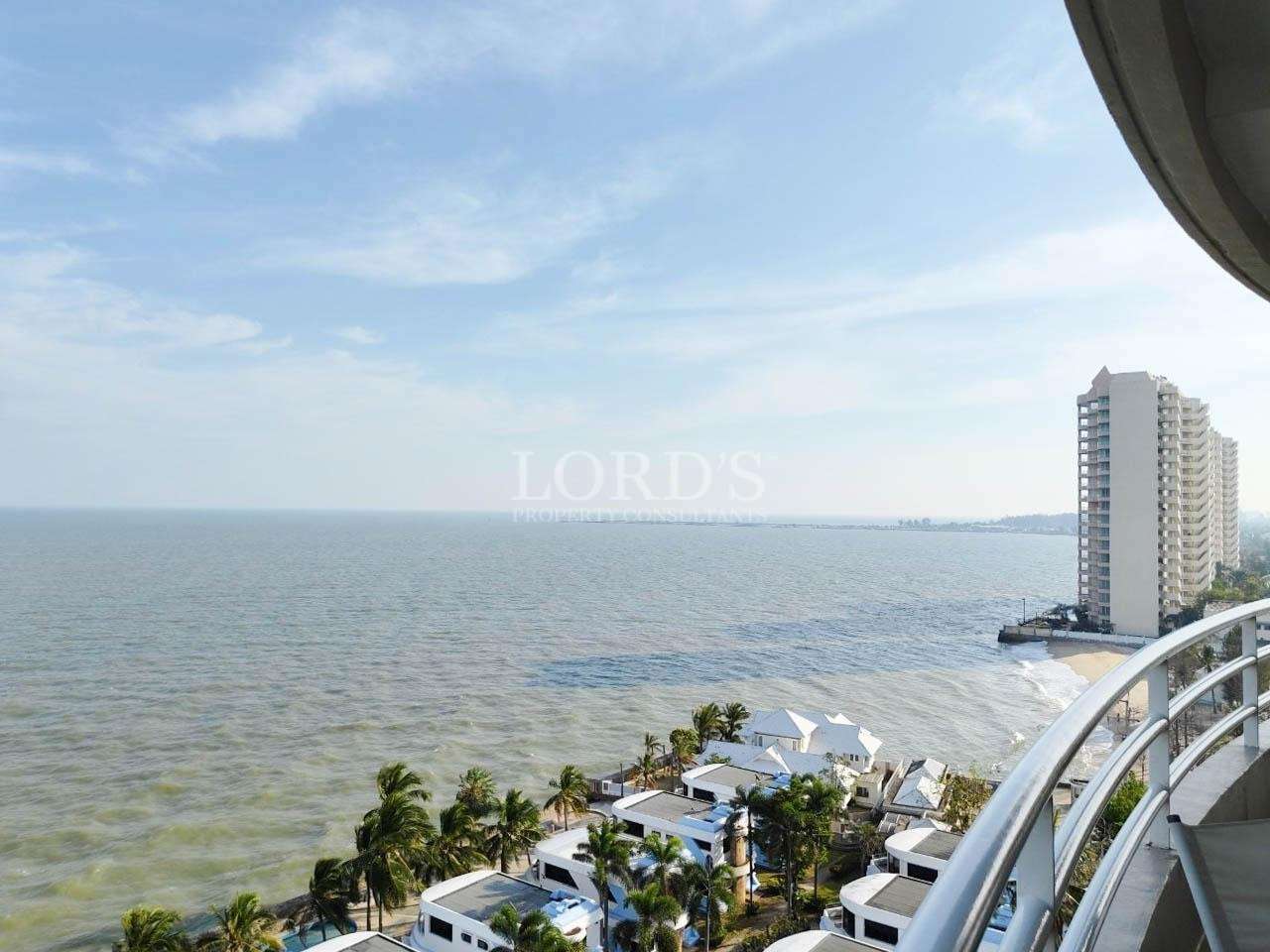 Sea view from balcony with horizon