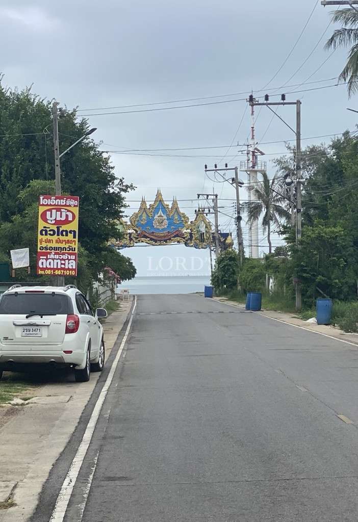 Beachside 400m2 Building Plot 300 meters to Pranburi Beach for sale!!! - Pranburi, Thailand