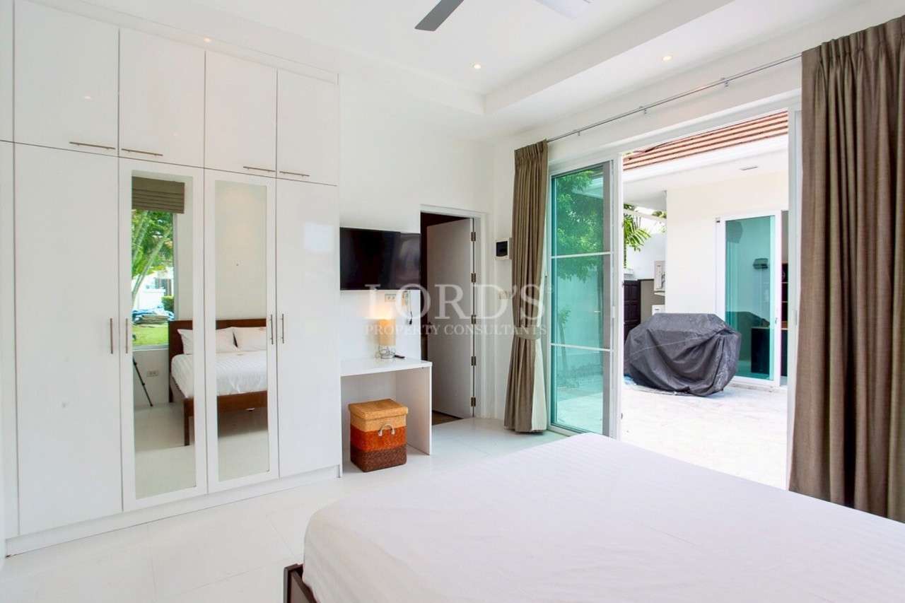 Modern bedroom with outdoor access