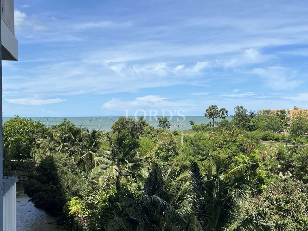Just 2.65 M!!! – Beautiful 1 bedroom Seaview-Condo Thew Talay Blue Saphire Cha-Am