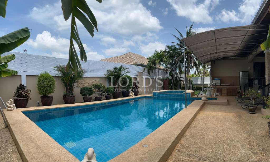 Great Value 3-Bedroom Pool Villa for Sale in Cha-Am Near the Beach - Cha-Am, Thailand