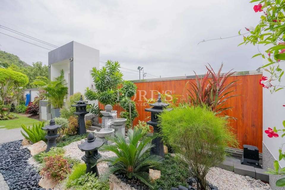 Garden with plants and decorative layout