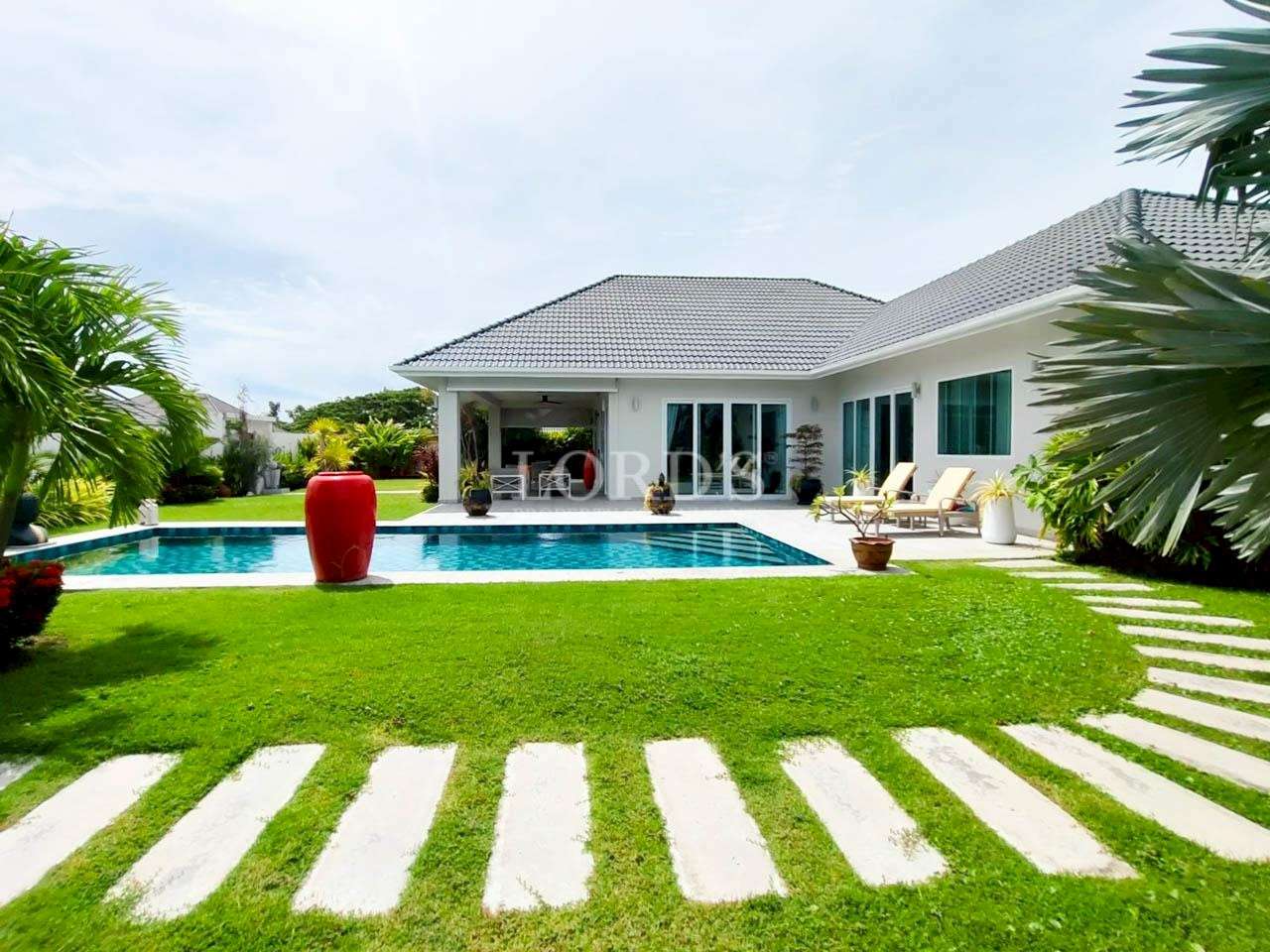 Modern villa with pool and garden
