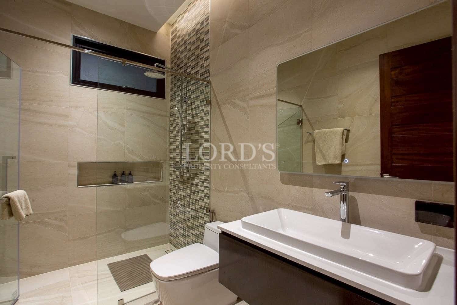 Modern bathroom with elegant design