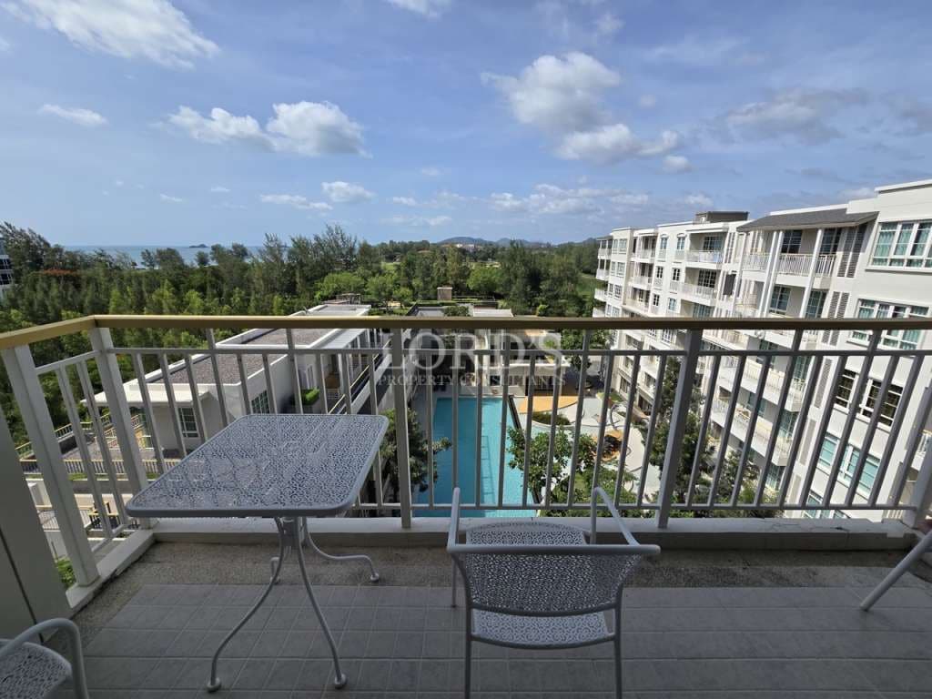 Close to the beach!!! 2-Bedroom Condo with Seaview for Sale in Khao Takiab - Khao Takiab, Thailand