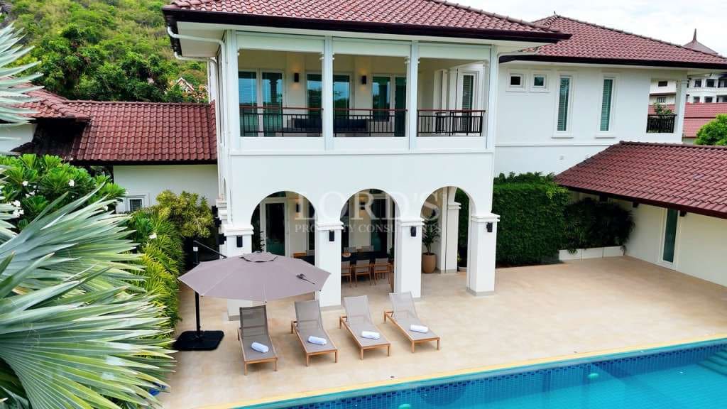 Seaview 6 Bedroom Poolvilla on a 2267 sqm Plot in the prestigious BelVida for sale