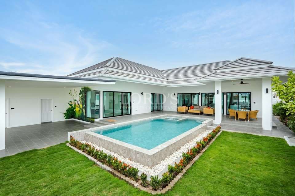 Modern Luxury 3 Bedroom Villa for Sale in Hua Hin - Hua Hin, Thailand