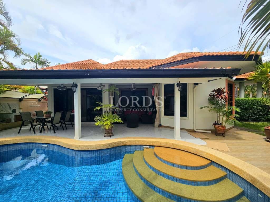 Great location!!! Beautiful Pool Villa in one of the most sought-after areas in Hua Hin for sale - Hua Hin, Thailand
