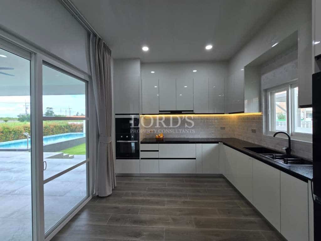 Brand New Pool Villa for Sale with lake view in Hua Hin Soi 112 - Khao Takiab - photo 5
