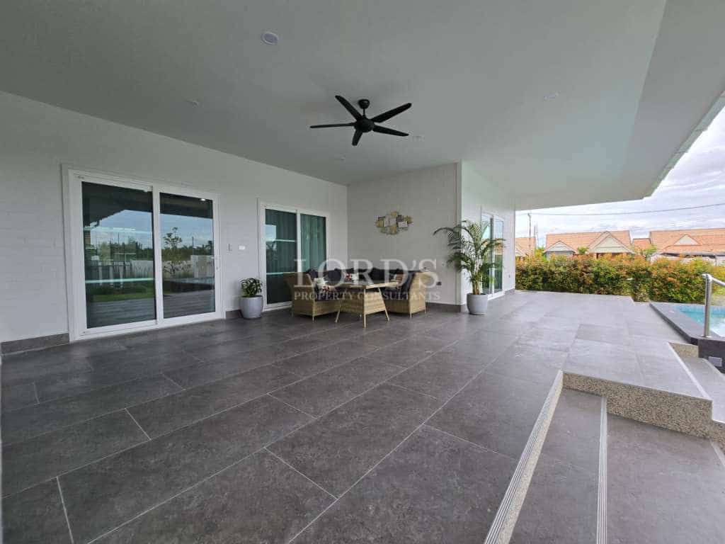 Brand New Pool Villa for Sale with lake view in Hua Hin Soi 112 - Khao Takiab - photo 2