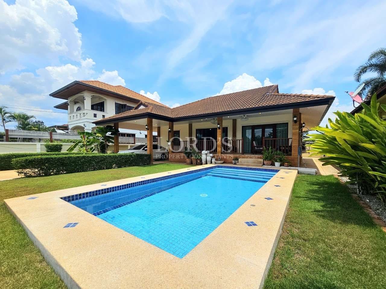 Great value!!! Spacious 3 Bedroom Pool Villa in Soi 70 close to town for sale