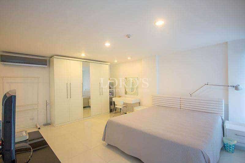 Modern bedroom with minimalist design