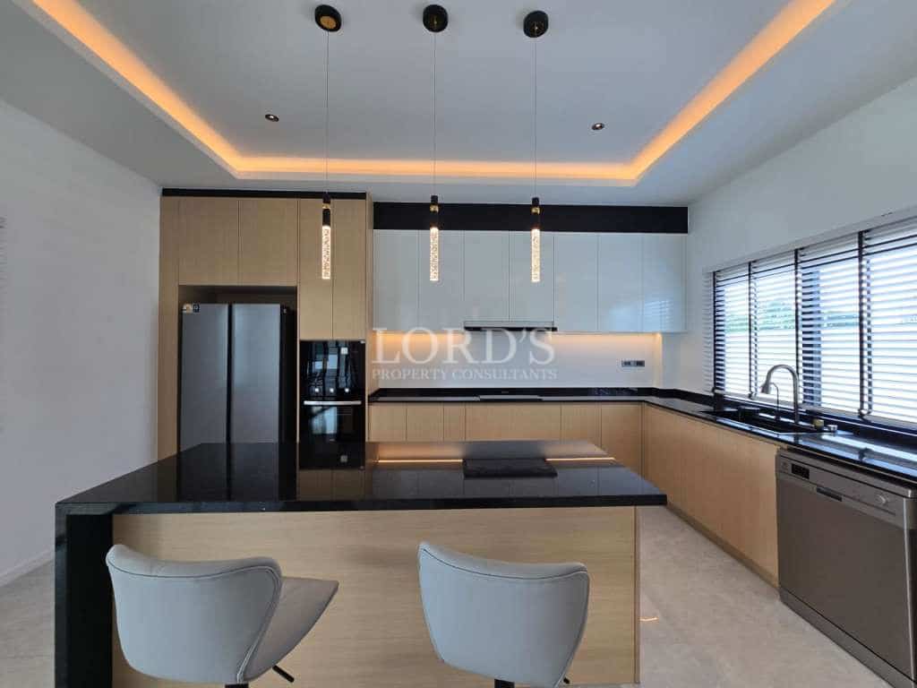 Ready-to-Move-In Luxury 3 Bedroom Villa for Sale in Soi 88, Hua Hin - Hua Hin - photo 8