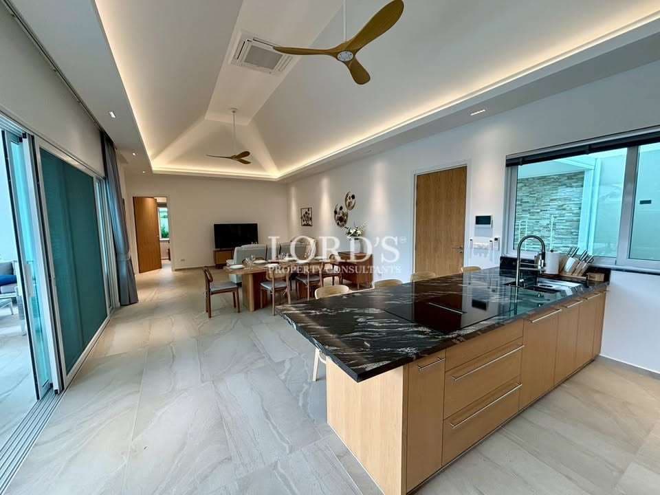Modern kitchen with dining area