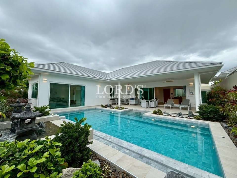 Modern villa with pool and garden