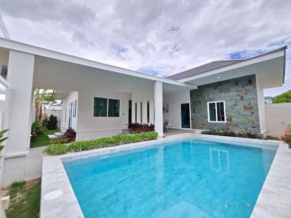 Modern house with swimming pool