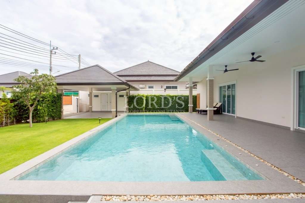 Beautiful Re-Sale Villa for Sale in Hua Hin Grand Hills, Hua Hin