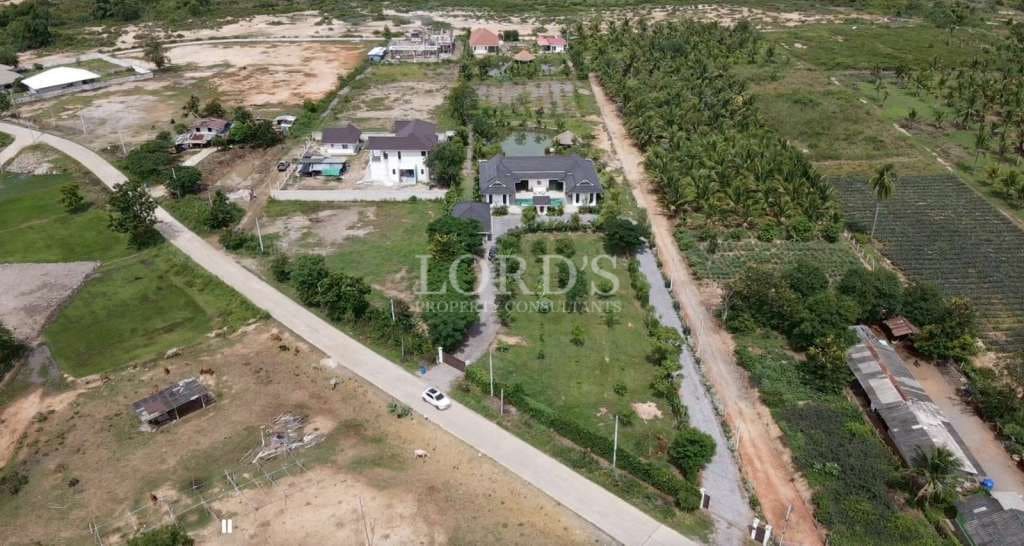 Luxury Resort Style Home for Sale on 7,700 m² Land in Pranburi