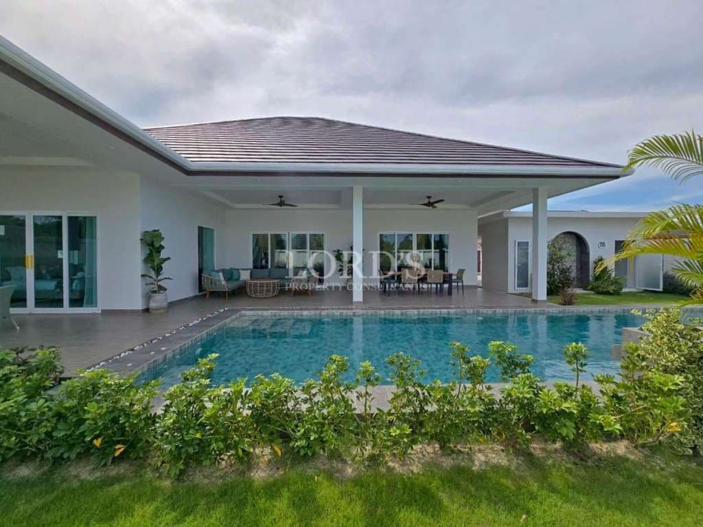 Move-in-ready – New luxury 3 Bedroom Pool villa in Prime Location in Soi 112 - Hua Hin, Thailand
