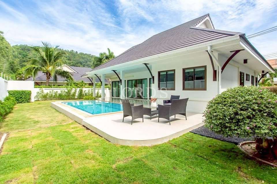 Central 3-Bed Pool Villa with Private Garden in The Heights - Hin Lek Fai, Thailand
