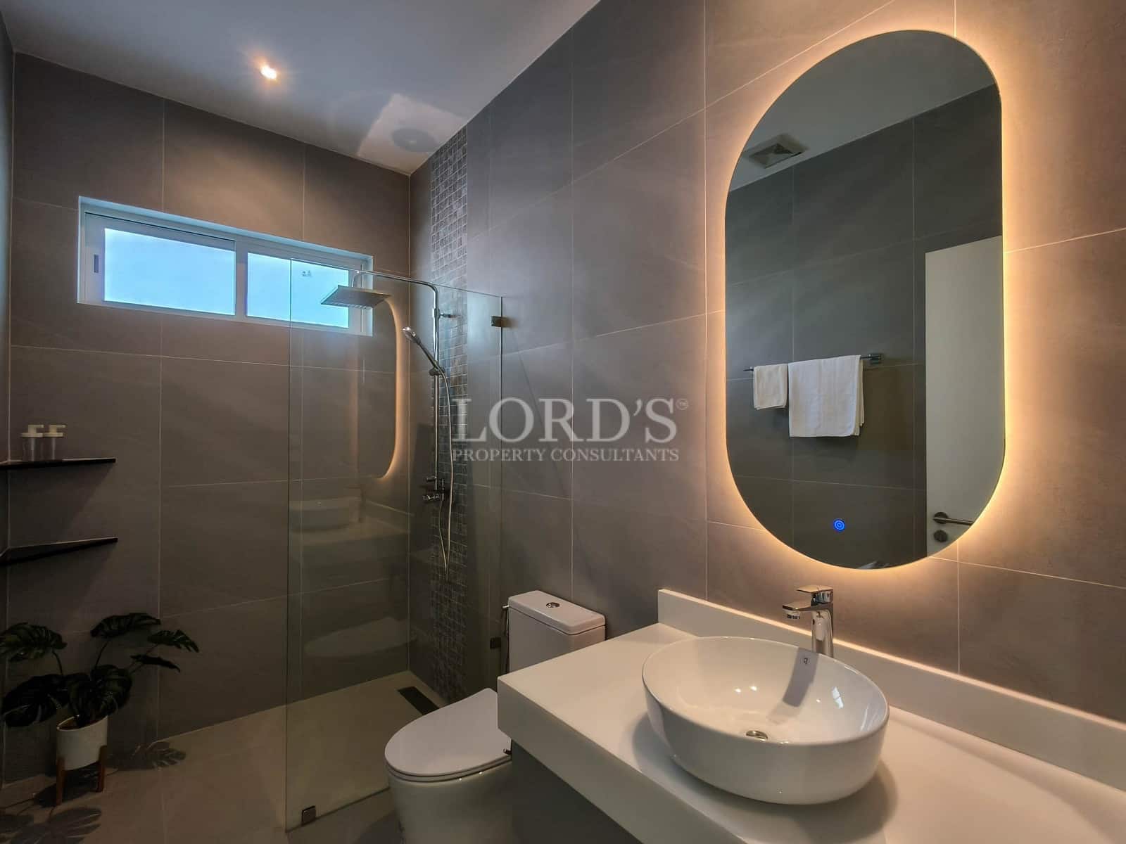 Modern bathroom with elegant design.