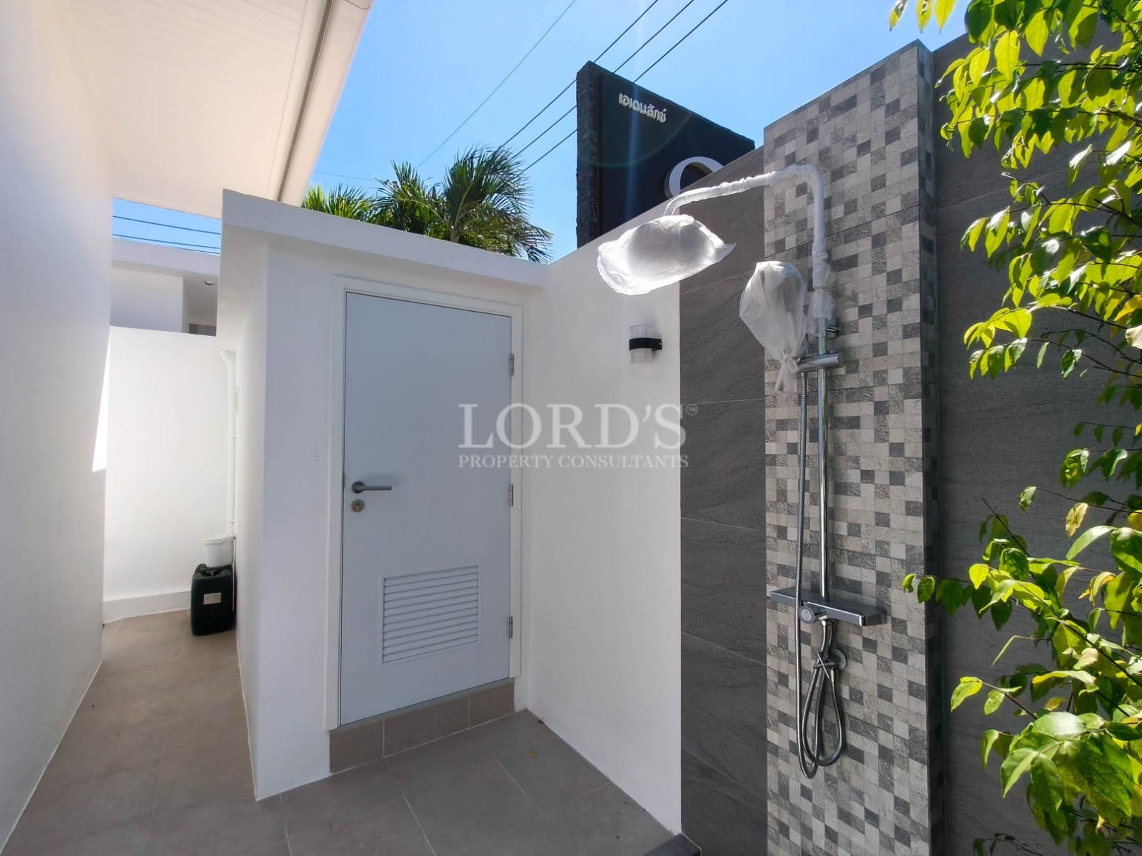 Outdoor shower area with modern design