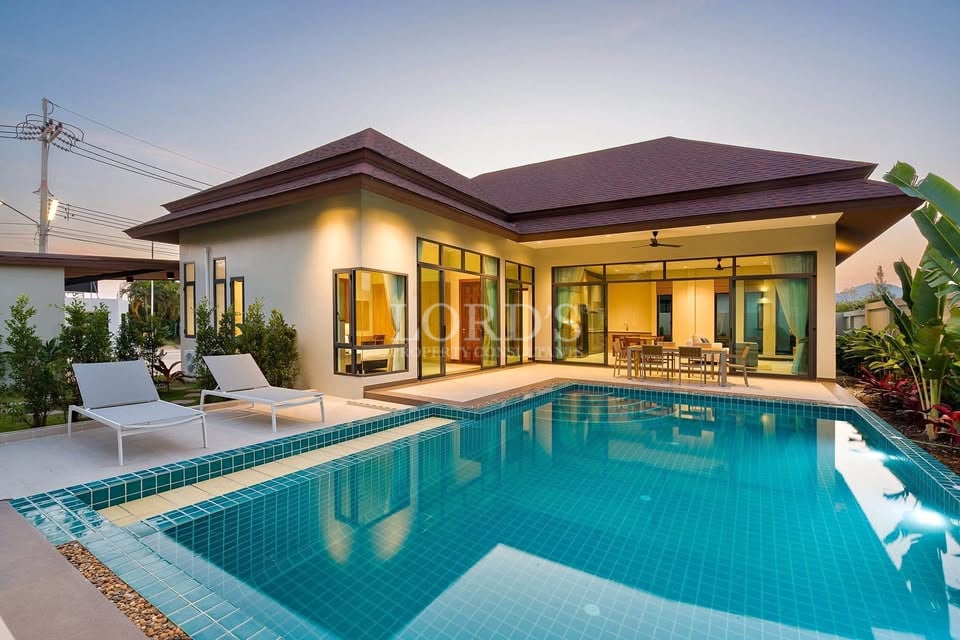 Luxury 4 Bedroom Pool Villa for Sale in Hin Lek Fai, Hua Hin