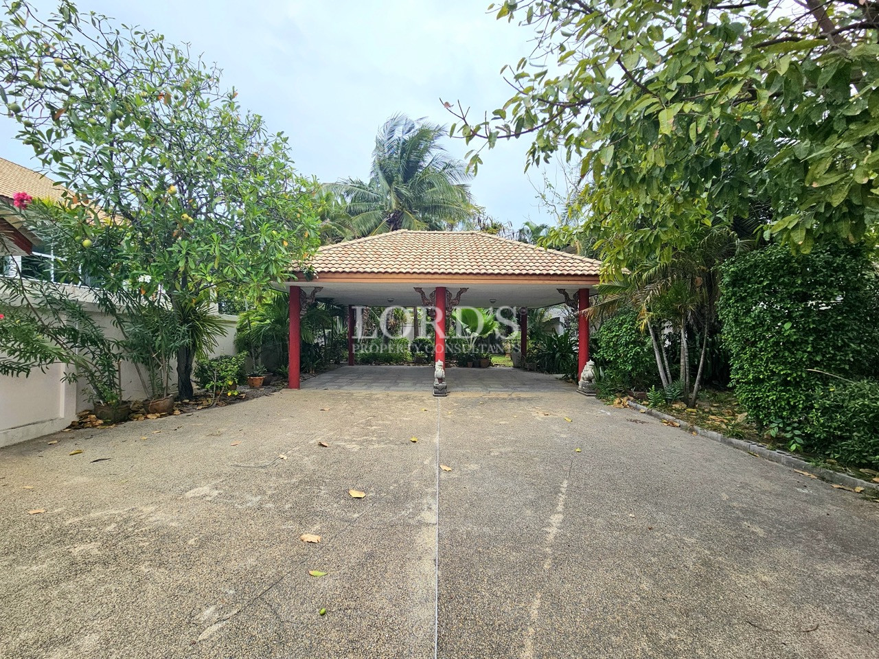 Private driveway entrance to luxury villa