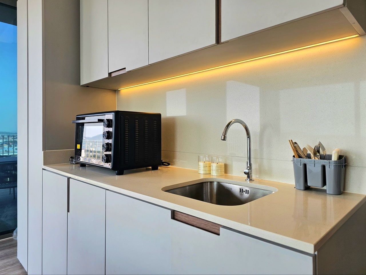 Kitchen sink and countertop with modern design