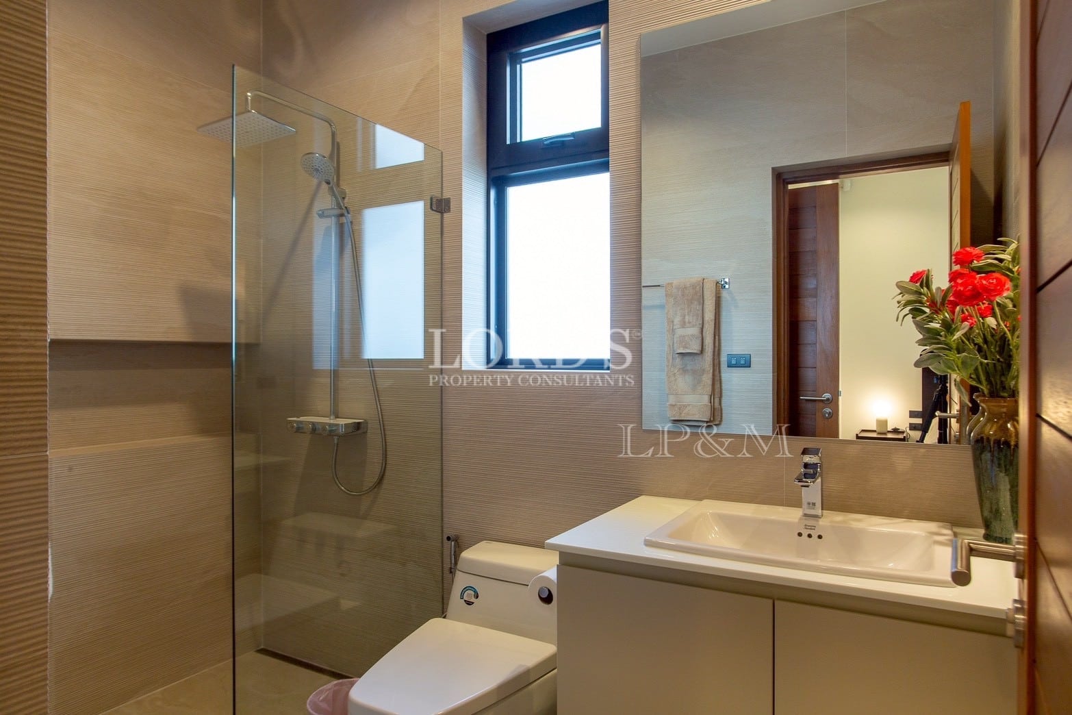 Modern bathroom with shower and tub