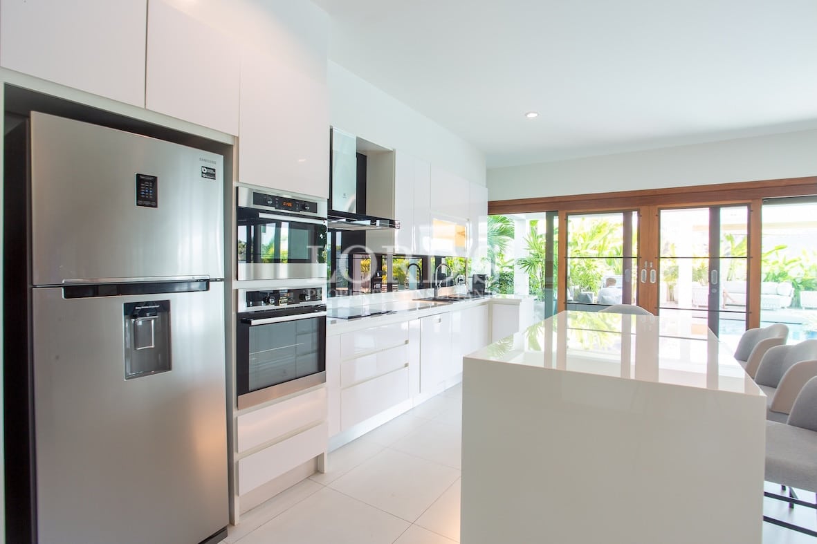 Modern kitchen with cabinets and appliances