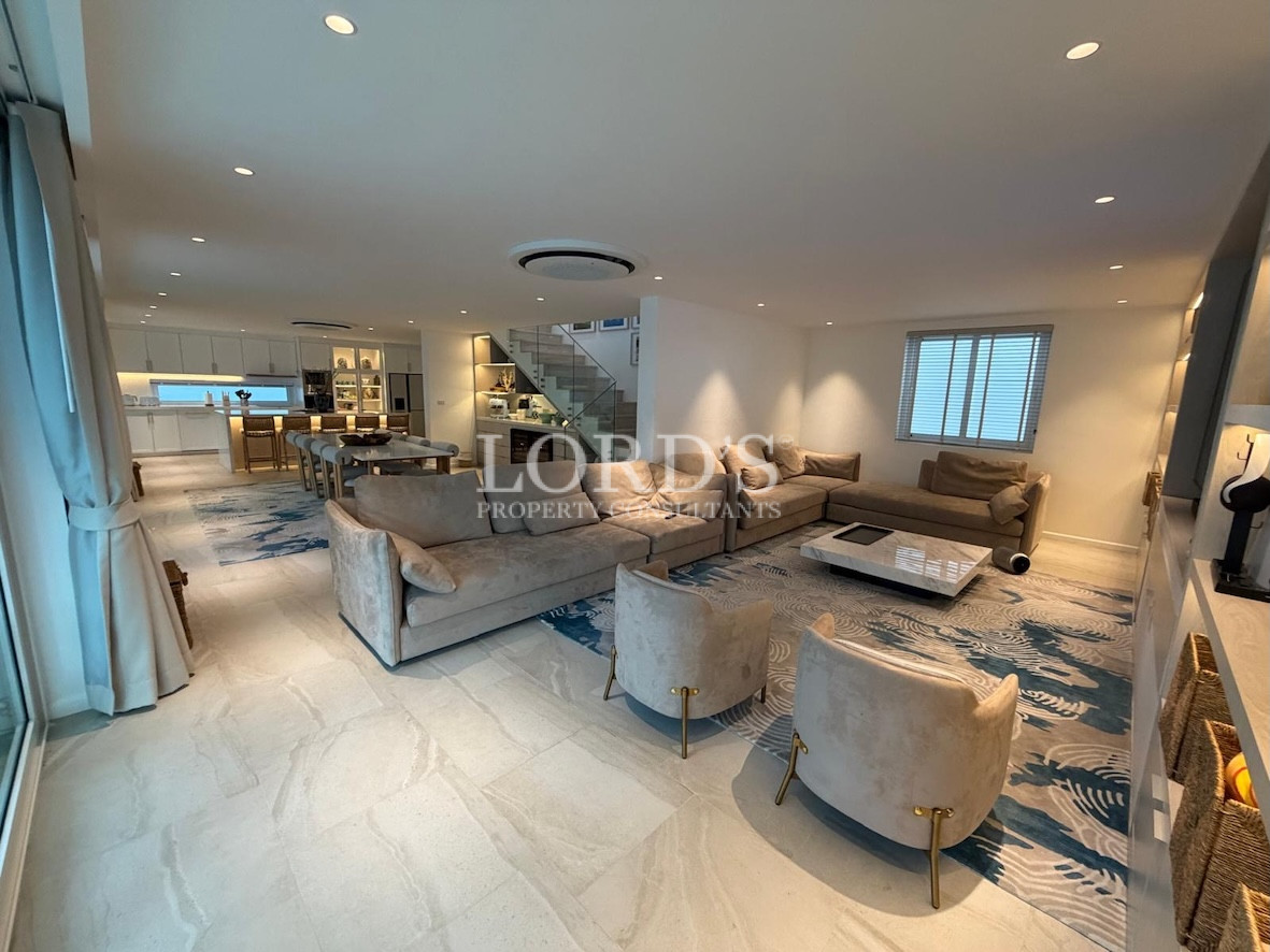 Living room with seating and open plan