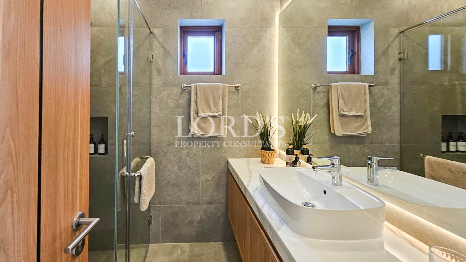 Bathroom with sink and decor