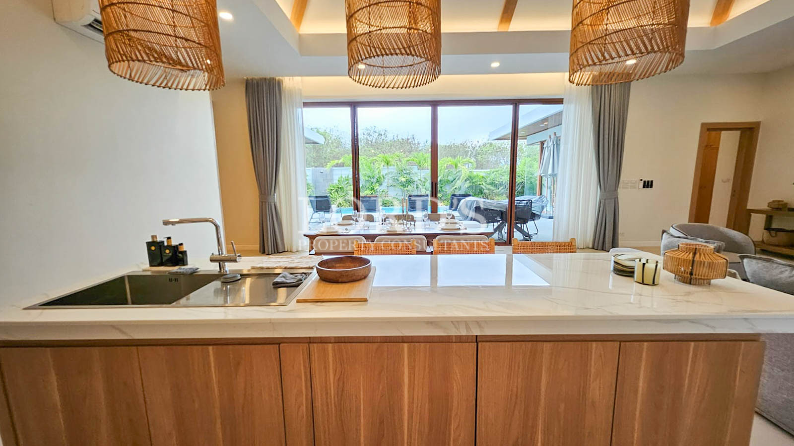 Kitchen window with outdoor view