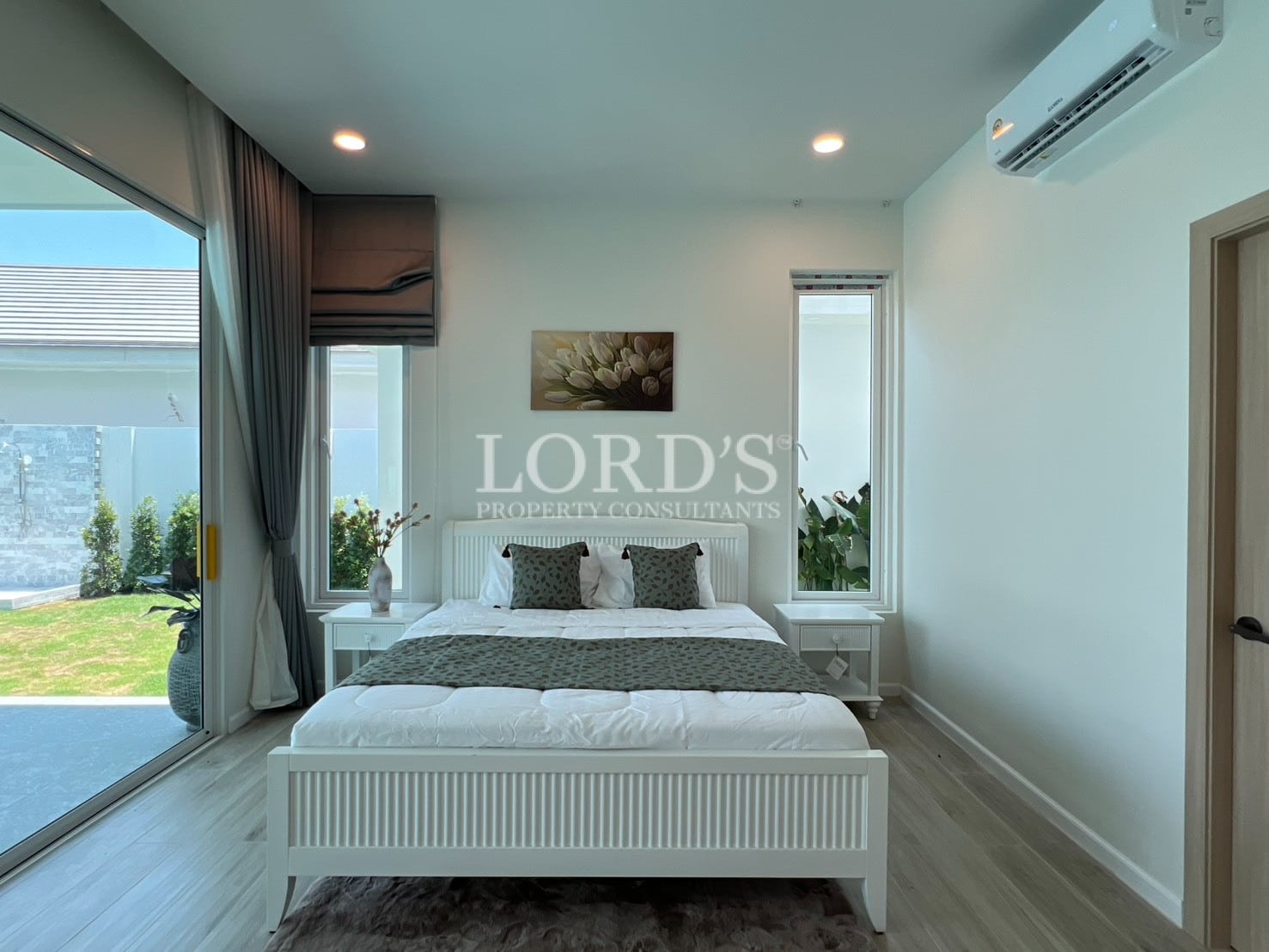 Bedroom with bed and modern interior