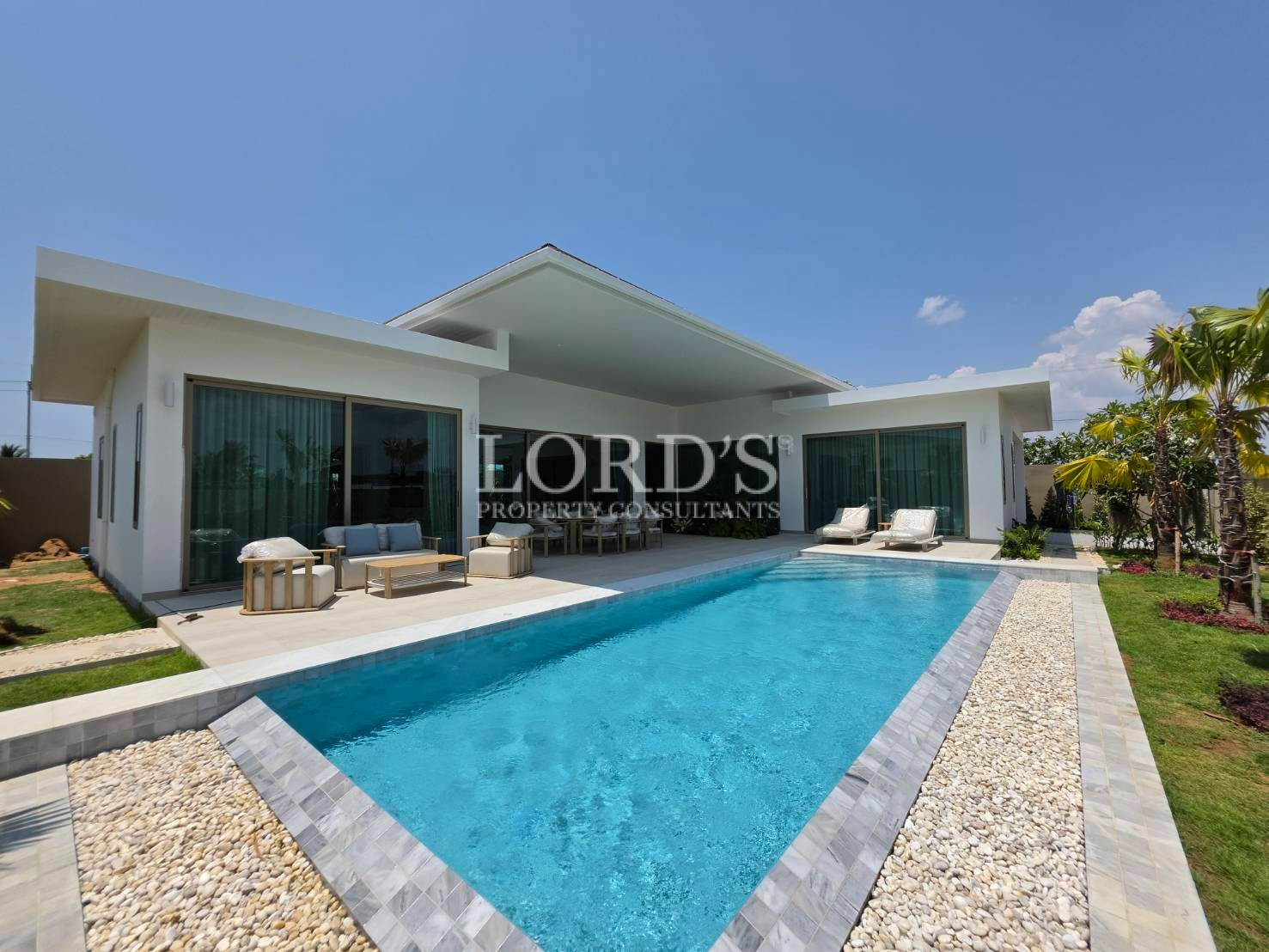 Swimming pool with modern house design