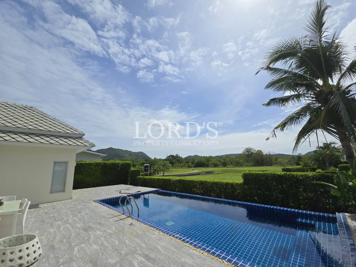 Great value!!! Poolvilla with A lifetime membership in Black Mountain Golf Club for sale - Hin Lek Fai, Thailand