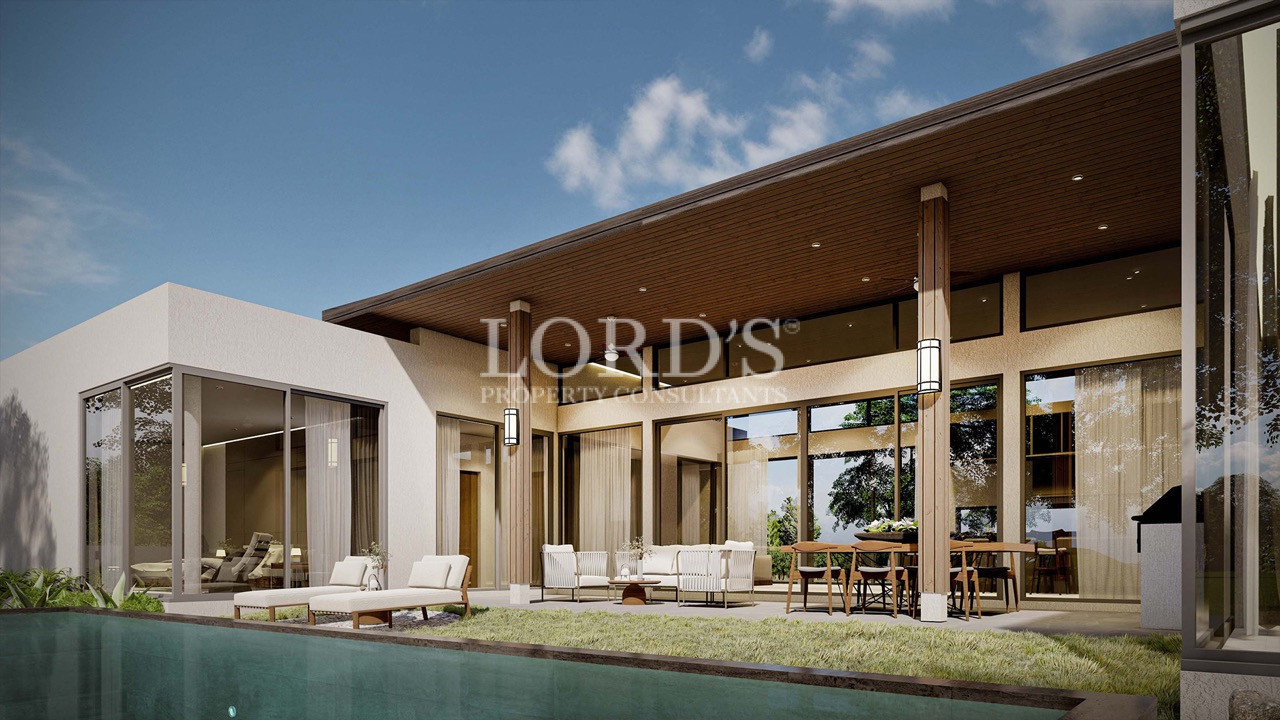 Tropical villa with swimming pool and open terrace