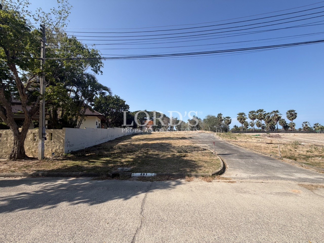 Wide roadside land area
