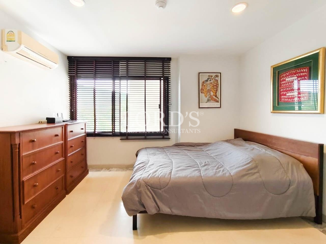 Spacious bedroom with modern decor