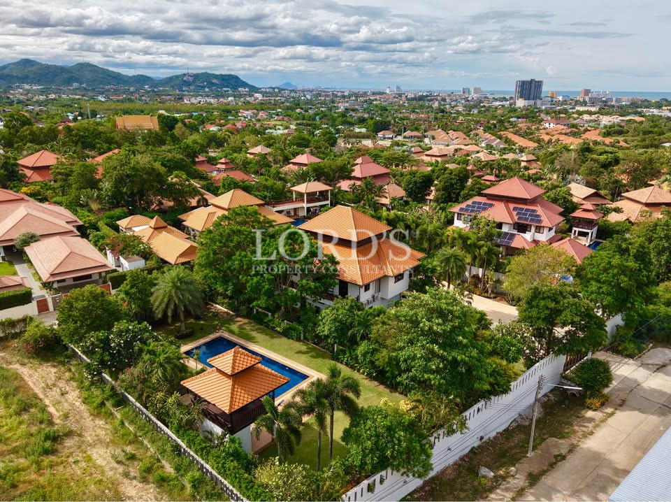 Luxury Thai-Contemporary Pool Villa For Sale – Spacious Private Estate In Hua Hin Soi 116 - Hua Hin, Thailand