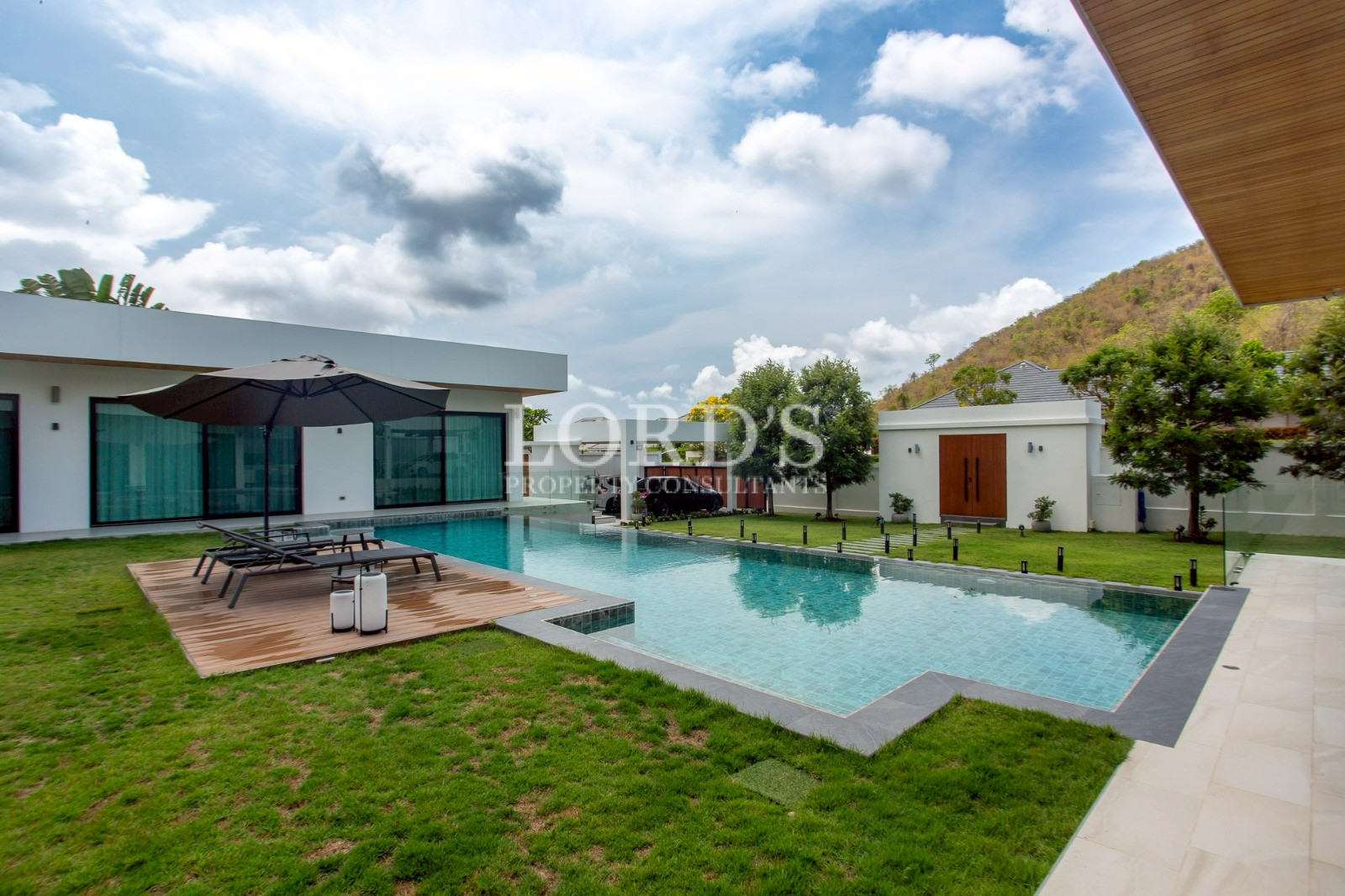 Modern villa with pool and garden
